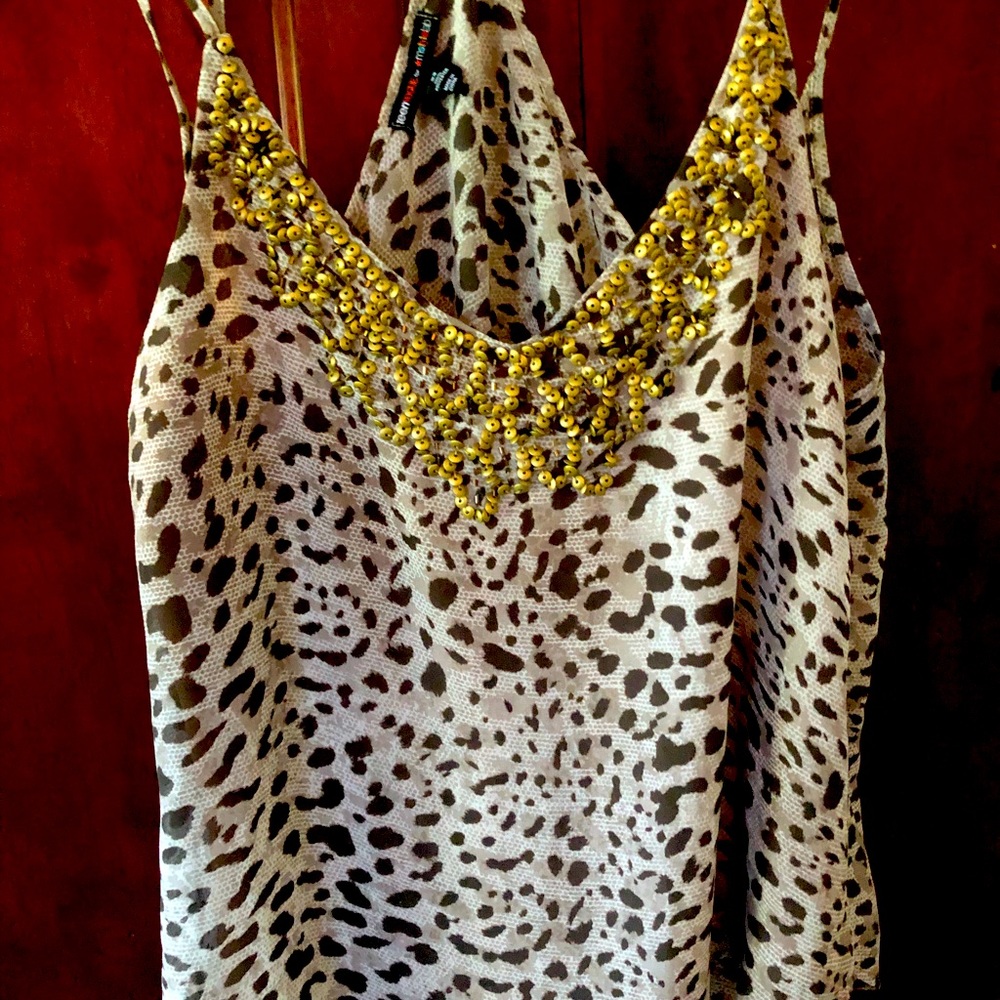 Beaded tank.